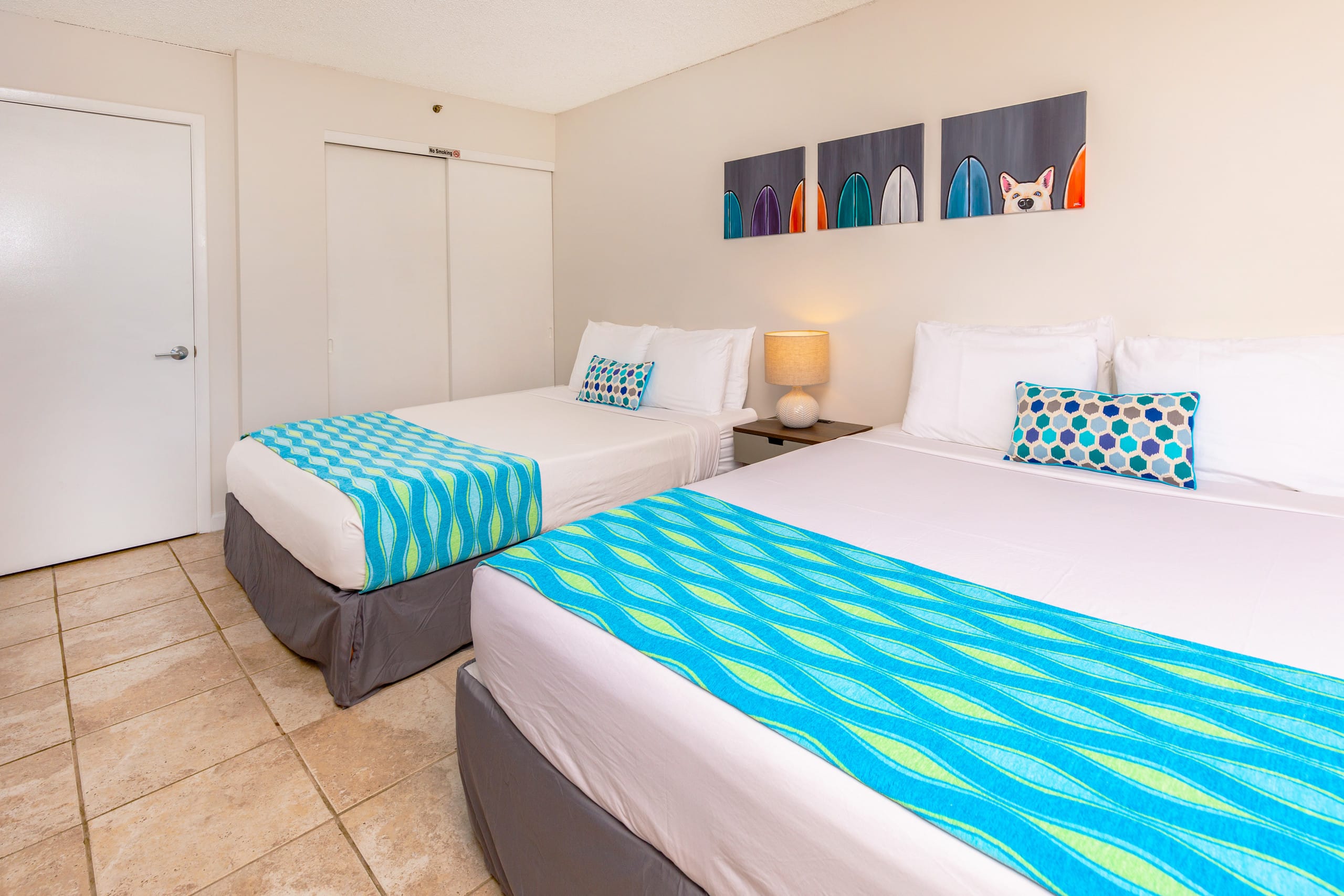 Condo in Honolulu · ★4.84 · 1 bedroom · 3 beds · 1 private bath - Image 12
