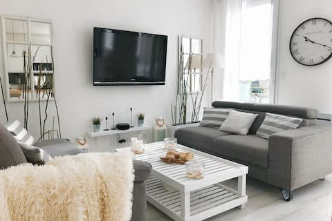 Les Champs – Private parking –