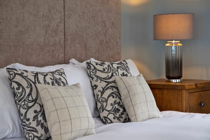 საძინებელი 8