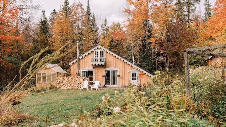 Countryside | One of over 50 Airbnb Categories