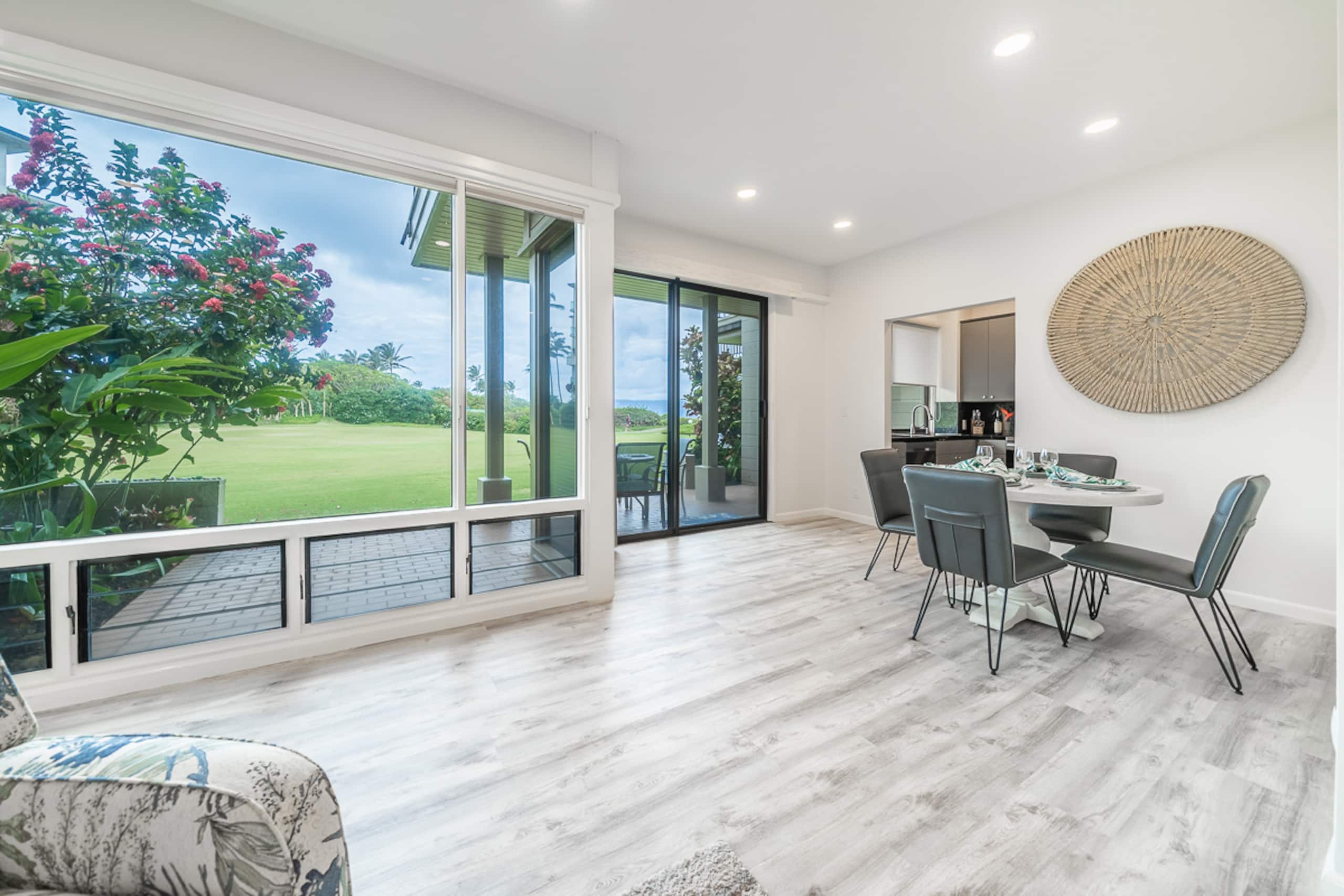 Condo in Lahaina · ★4.97 · 1 bedroom · 2 beds · 1 bath - Image 13