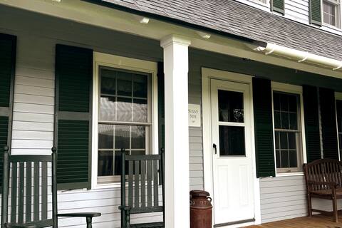 Sunnyside, Your Home Away From Home!