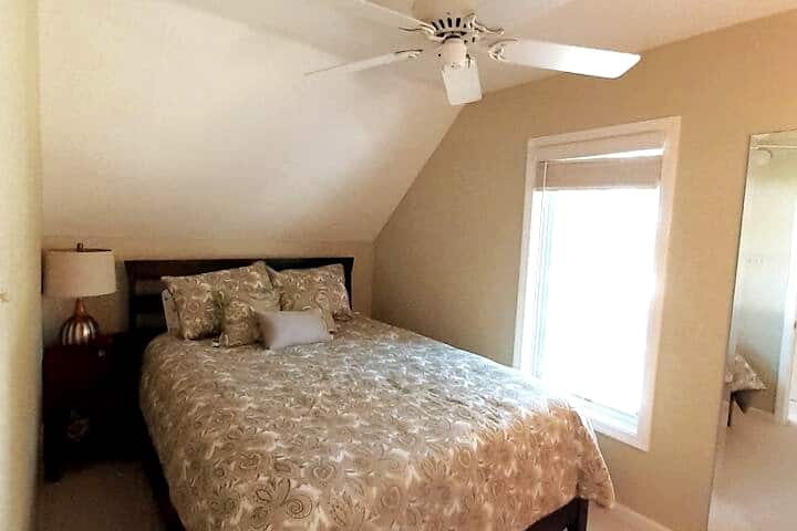 Bedroom #3 - Queen Bed, DreamWorks Sleep by Number Bed with separate controls for each side. Central HVAC.