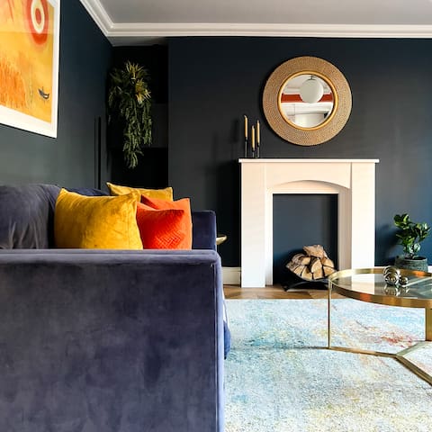 No42 | The Townhouse | 2BR | Unique Style