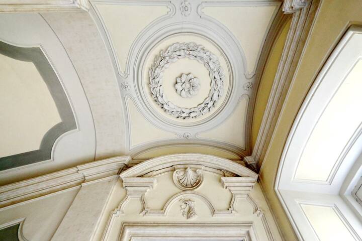 The Babuino – Luxury Serviced Apartment gallery image 5