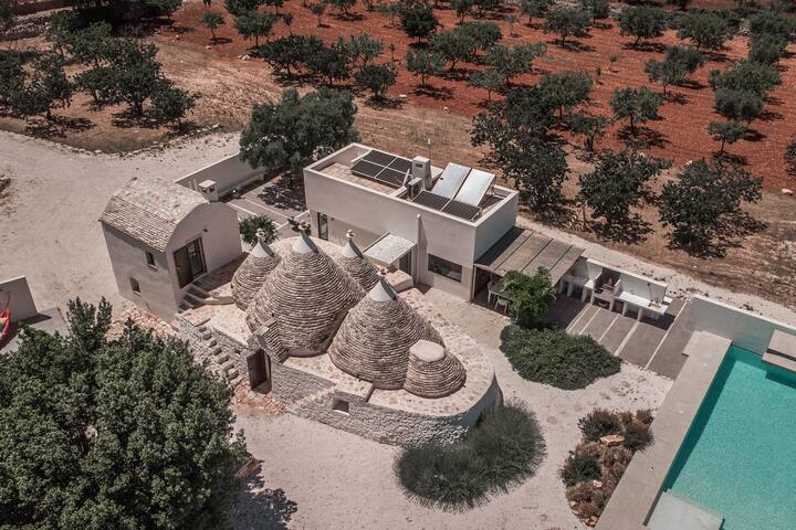 Unique trulli complex with private pool gallery image 4