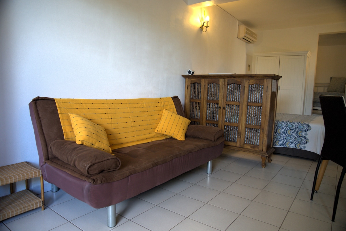 Top Airbnb: Bungalow Alizés T2 Saint Leu Large Pool Sea View in Saint Leu