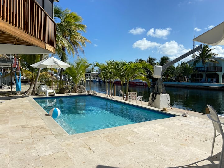 Pool house in Paradise Houses for Rent in Big Pine Key, Florida