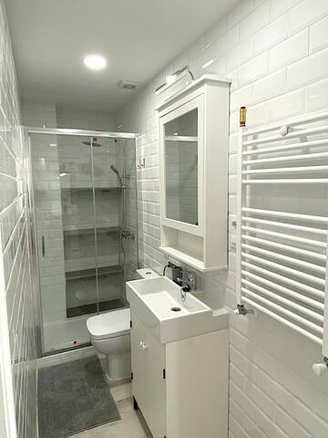 Two-Bedroom Apartment gallery image 5