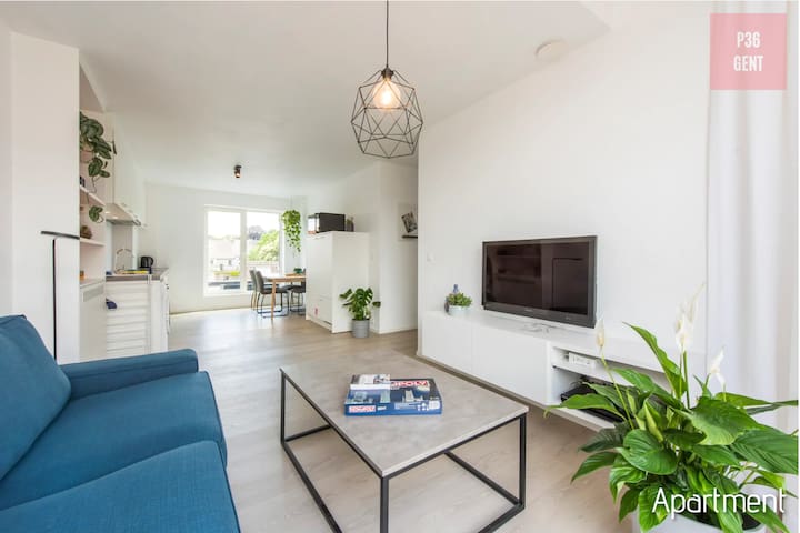 ★Lovely gorgeous duplex w A/C near centre★