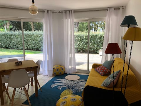 Successful Airbnb property: Nice bright apartment 2 steps from the sea in Pornichet