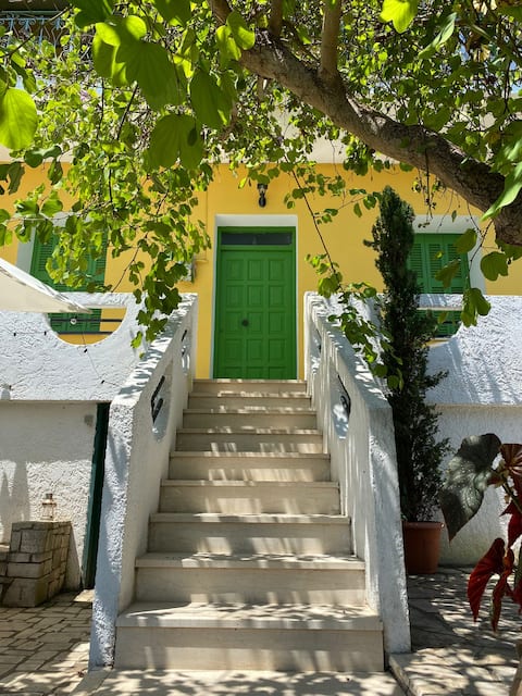 3 Bedroom house in central Gaios