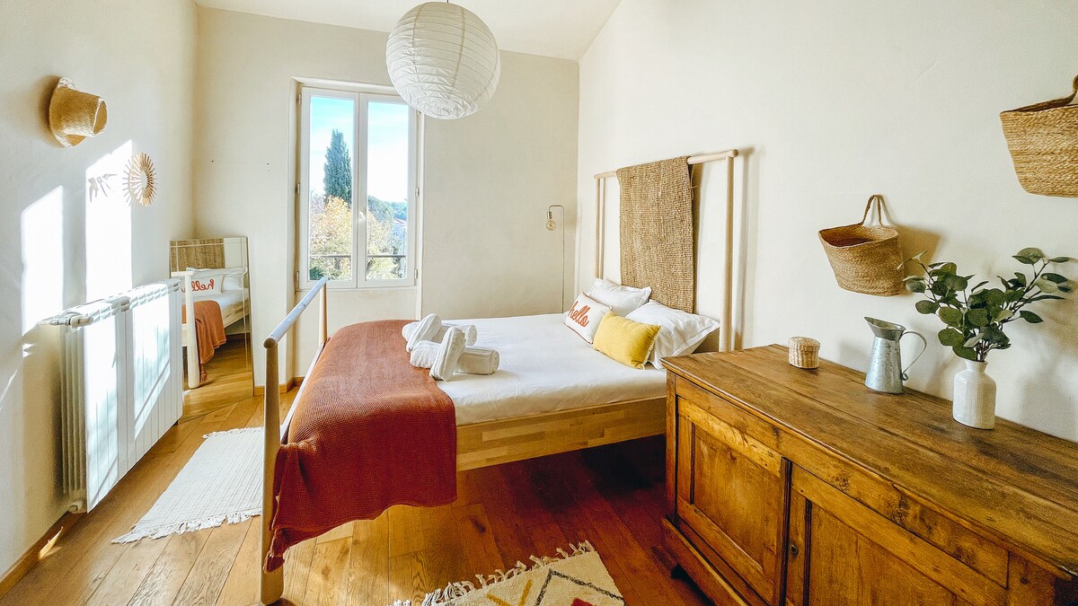 Dormitorio 2 - cama de 140 cm y una cama individual de 90 cm