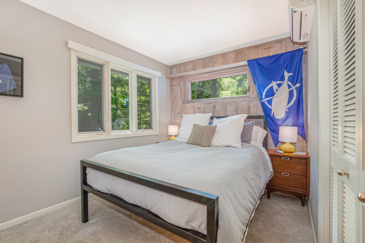 Segundo piso: Lakeshore Drive frente al dormitorio