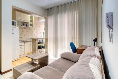 Airbnb em destaque: Great apartment in the Center, furnished and with a garage em Curitiba