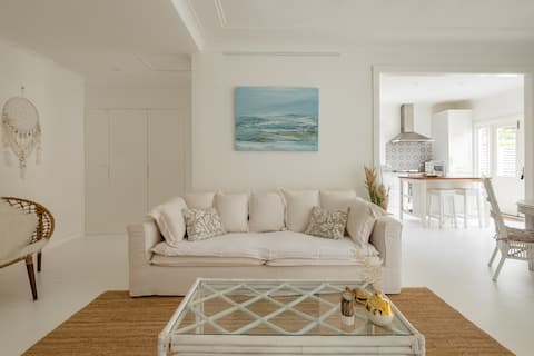 Avalon Beach Cottage