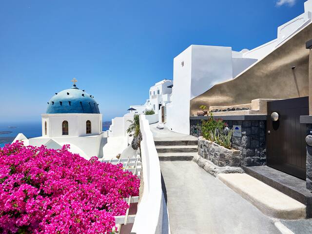 Luxury Villa BLUE DOME, the 5* villa experience gallery image 5