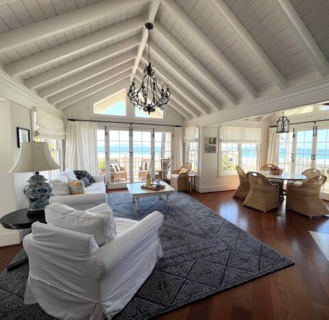 Casa Azul-Luxury Waterfront Home