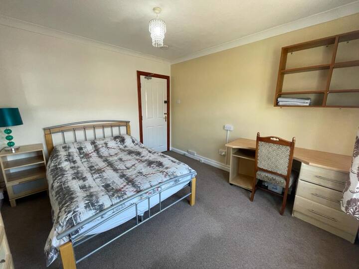 Near Sea Holiday House Bangor Houses for Rent in Gwynedd, Wales