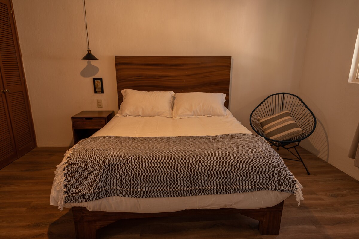 Queen size slaapkamer 