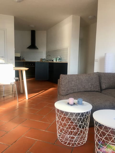 Top performing Airbnb: Casa Ortensia beautiful lake view in Gravedona Ed Uniti