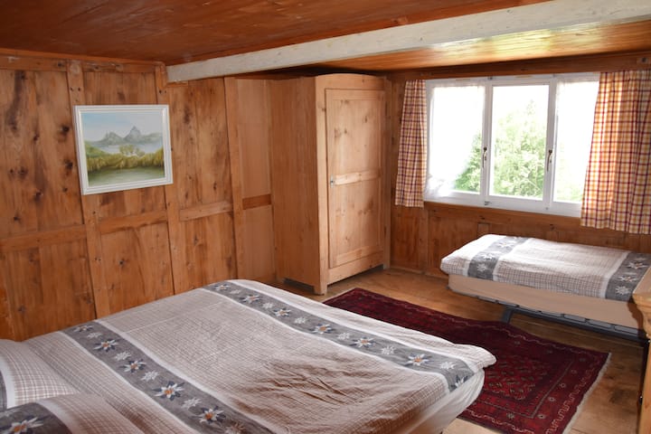 Спалня 1 горе