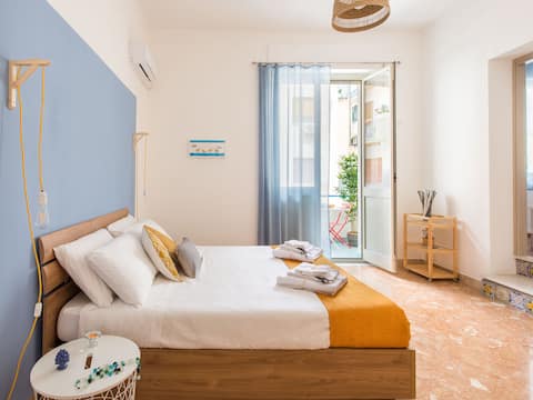 Popular Airbnb listing: Vento di Scirocco - comfort home near the sea in Santa Flavia