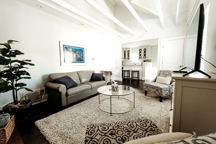 Bright Open Kitchen • Walkable • Quiet Cul‑de‑sac - Cincinnati