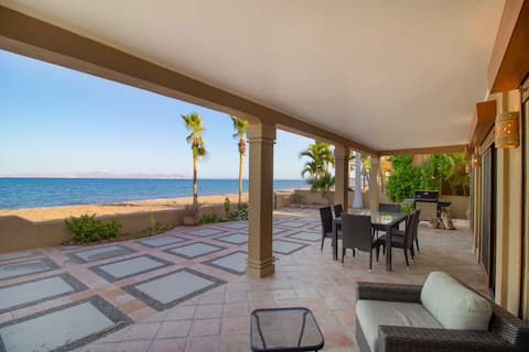 Top Airbnb: Rare Beachfront Rental with Private Pool in Loreto