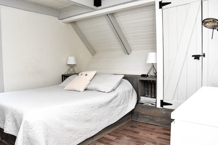 საძინებელი 2