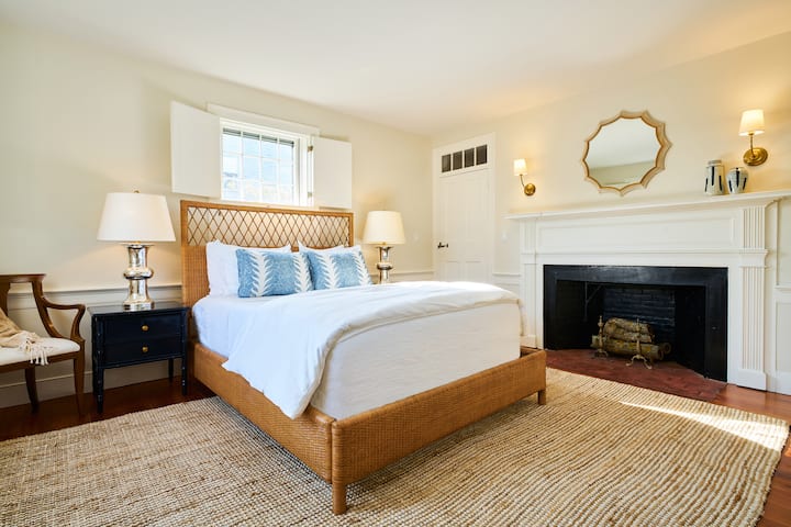 Nyumba ina sehemu 8 za kuotea moto