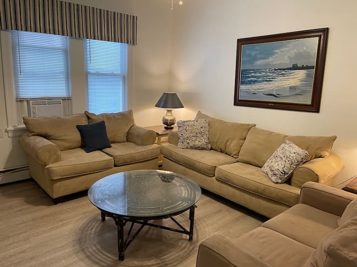 Mom's Place - Sea Isle City, NJ