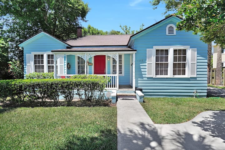 Wow Adorable Charming Cottage 2 Min Walk To Beach - Atlantic Beach, FL