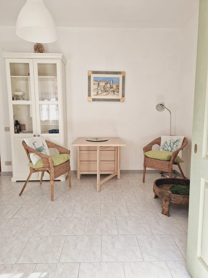 Apartment By The Old Castle - Capraia Isola