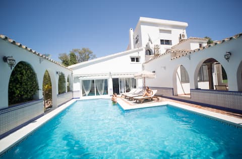Villa Gatsby Marbella, 150m from the beach