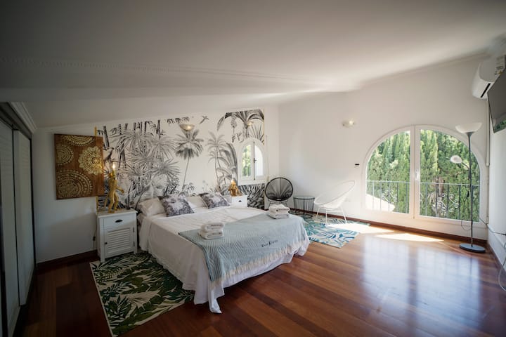 Velika spavaća soba br. 10 u apartmanu Gatsby