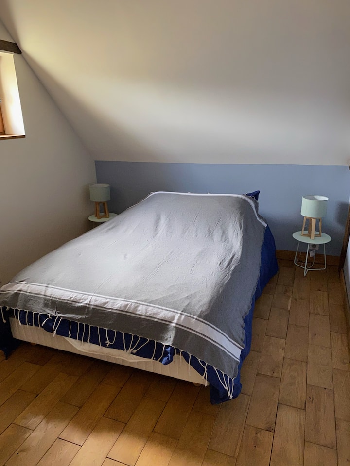 Chambre 1 petit gîte.