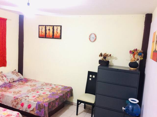 1015H-32 PERSONAS,AEROPUERTO,FORO SOL,PALACIO DEPO gallery image 3