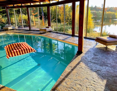 Private Heated Pool in a Large Lakefront Chalet