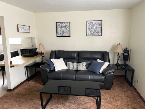 Ellie's Coal River Place (2422)