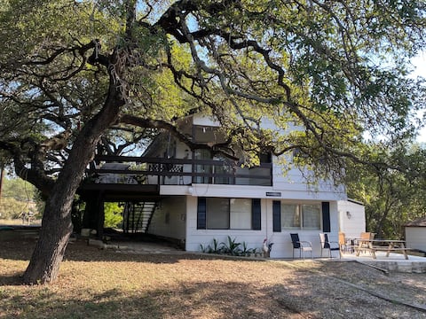 Barnyard farmhouse looking at the Pedernales River