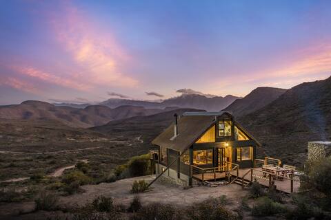 "Cabine Des Anges" Luxury Wood Cabin  at Montevue