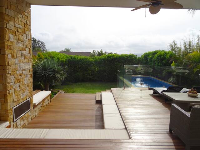 Freshwater Beach House – Pool, walk to beach gallery image 5