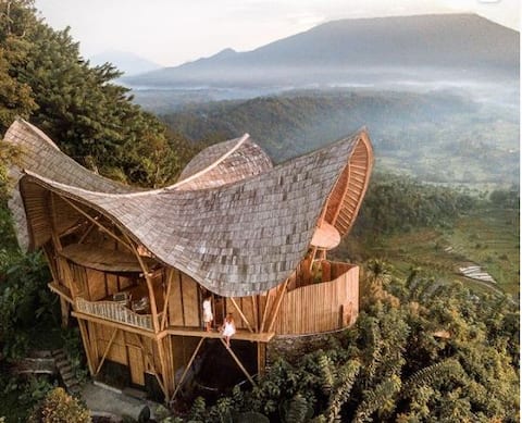 Sleep Above the Clouds • Bamboo Villa w/ EpicViews