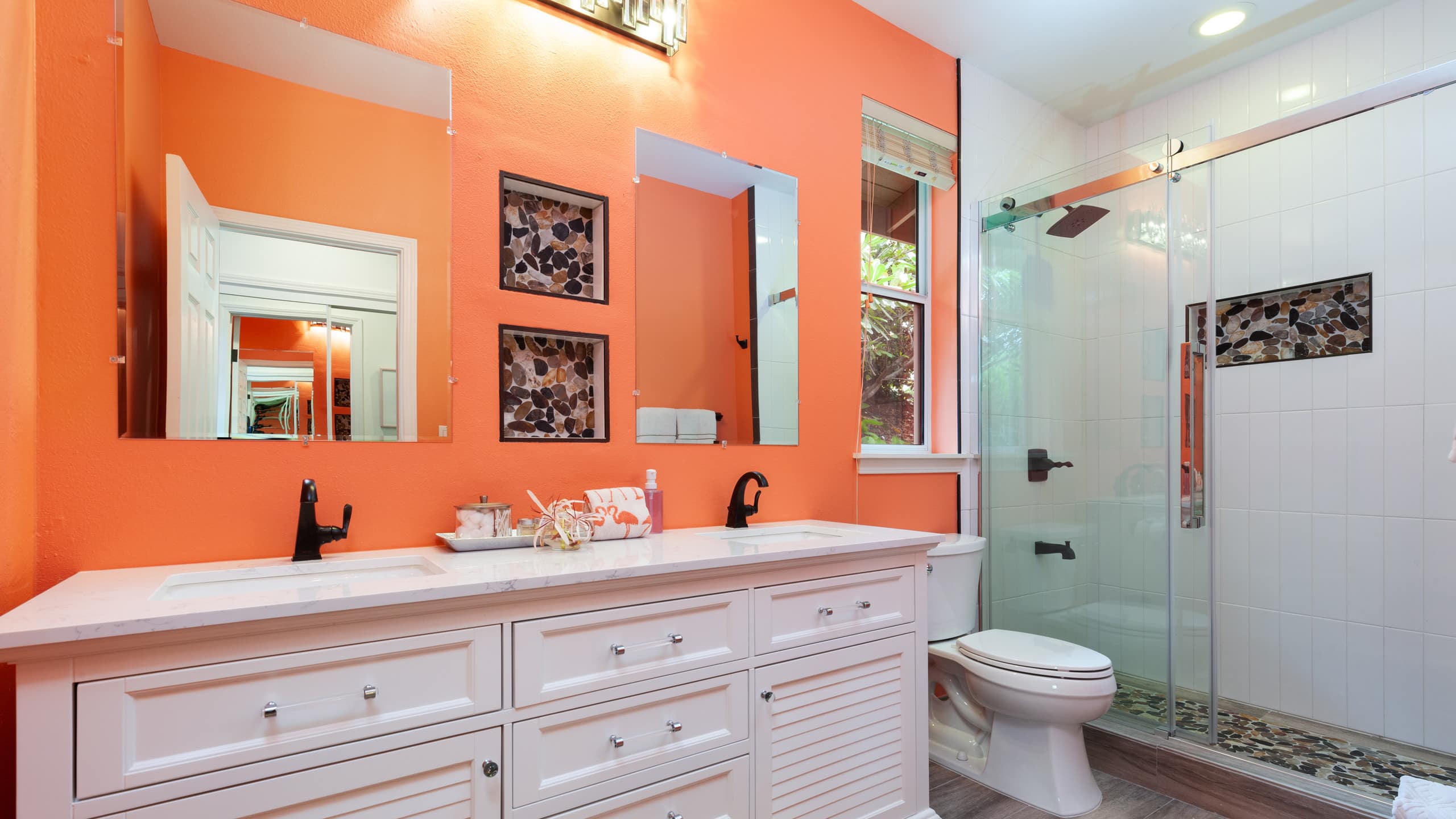 Home in Kailua-Kona · ★4.99 · 3 bedrooms · 4 beds · 2 baths - Image 17