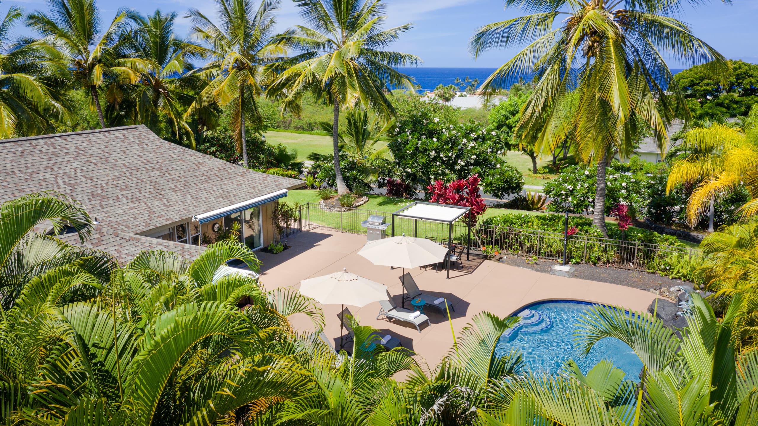 Home in Kailua-Kona · ★4.99 · 3 bedrooms · 4 beds · 2 baths - Image 31