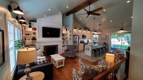 Lusso Cottage – Cozy and Comfortable!
