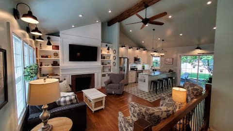 Lusso Cottage – Cozy and Comfortable!