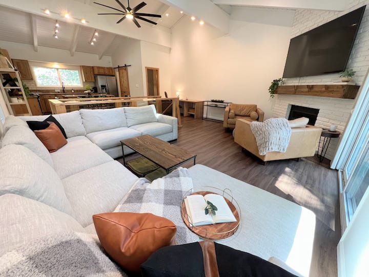 Newly Renovated Spacious Incline Village Condo Condominiums for Rent