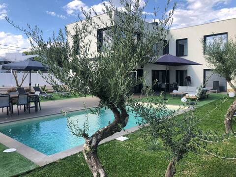 PRESTIGE VILLA - 150 m from the Sea